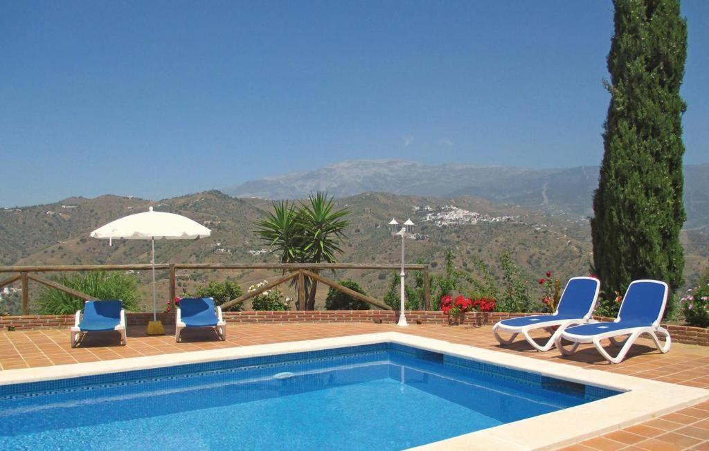 Cortijo La Rijana Villa Sayalonga Exterior foto